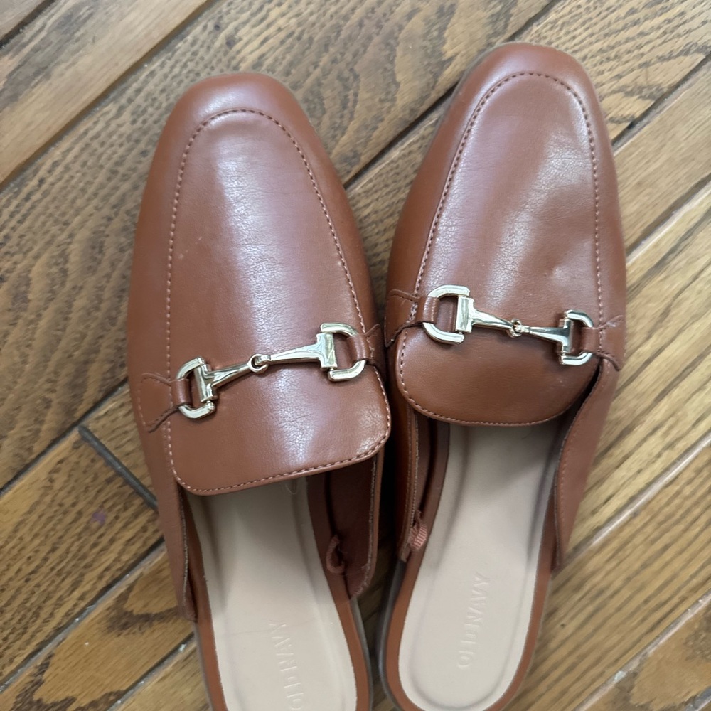 Old Navy Tan Loafers with Gold Accent